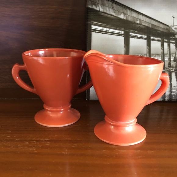 Retro orange creamer
